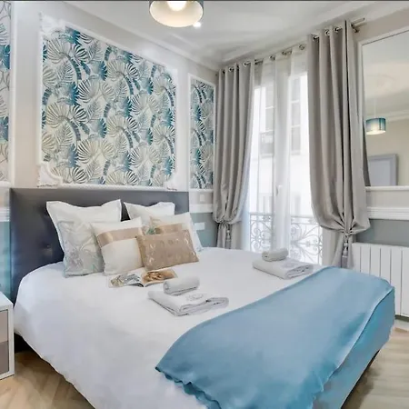 Elegant 120m2 3ch Quartier Romantique Centre Apartment